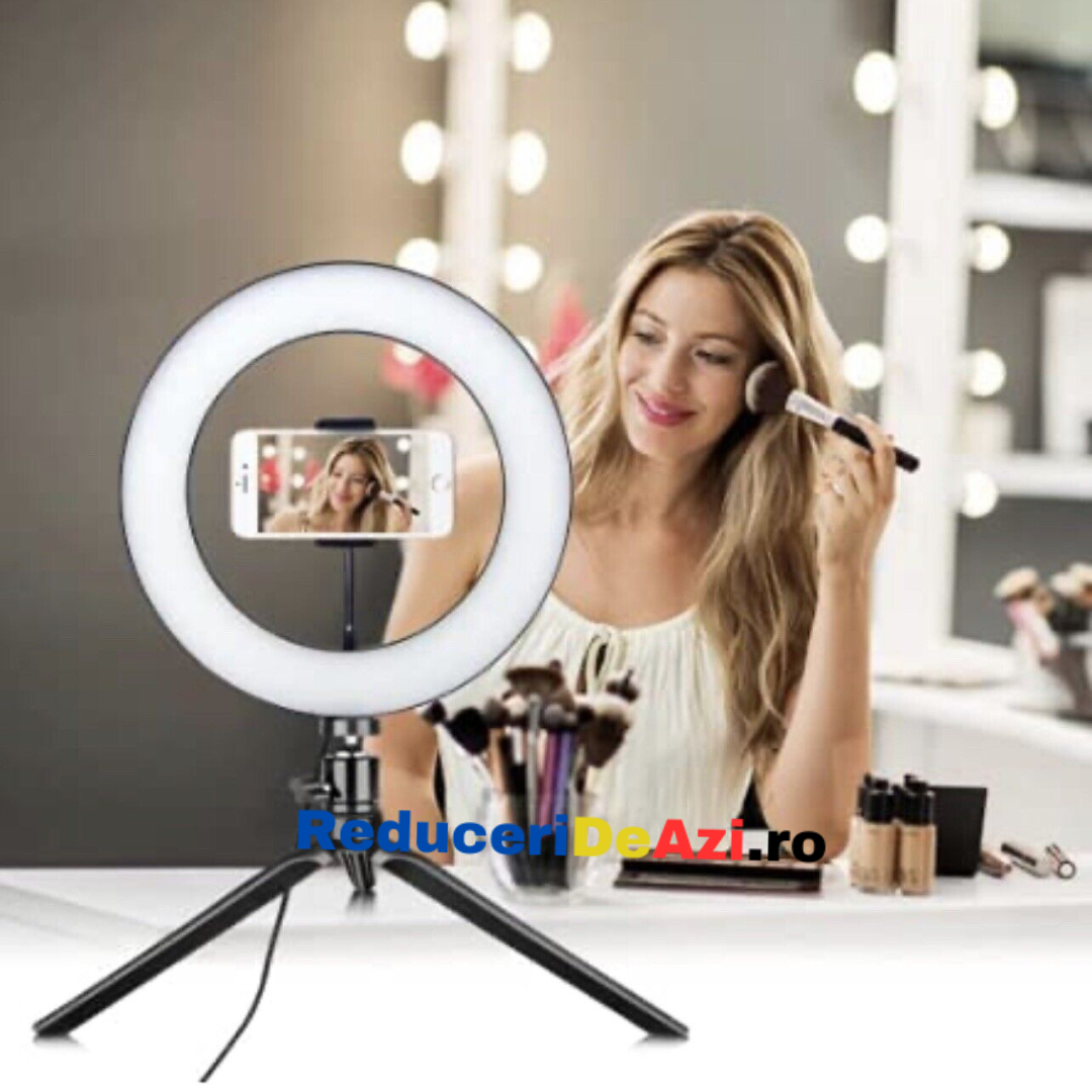 Lichidare de stoc. Lampa circulara LED cu trepied si suport de telefon