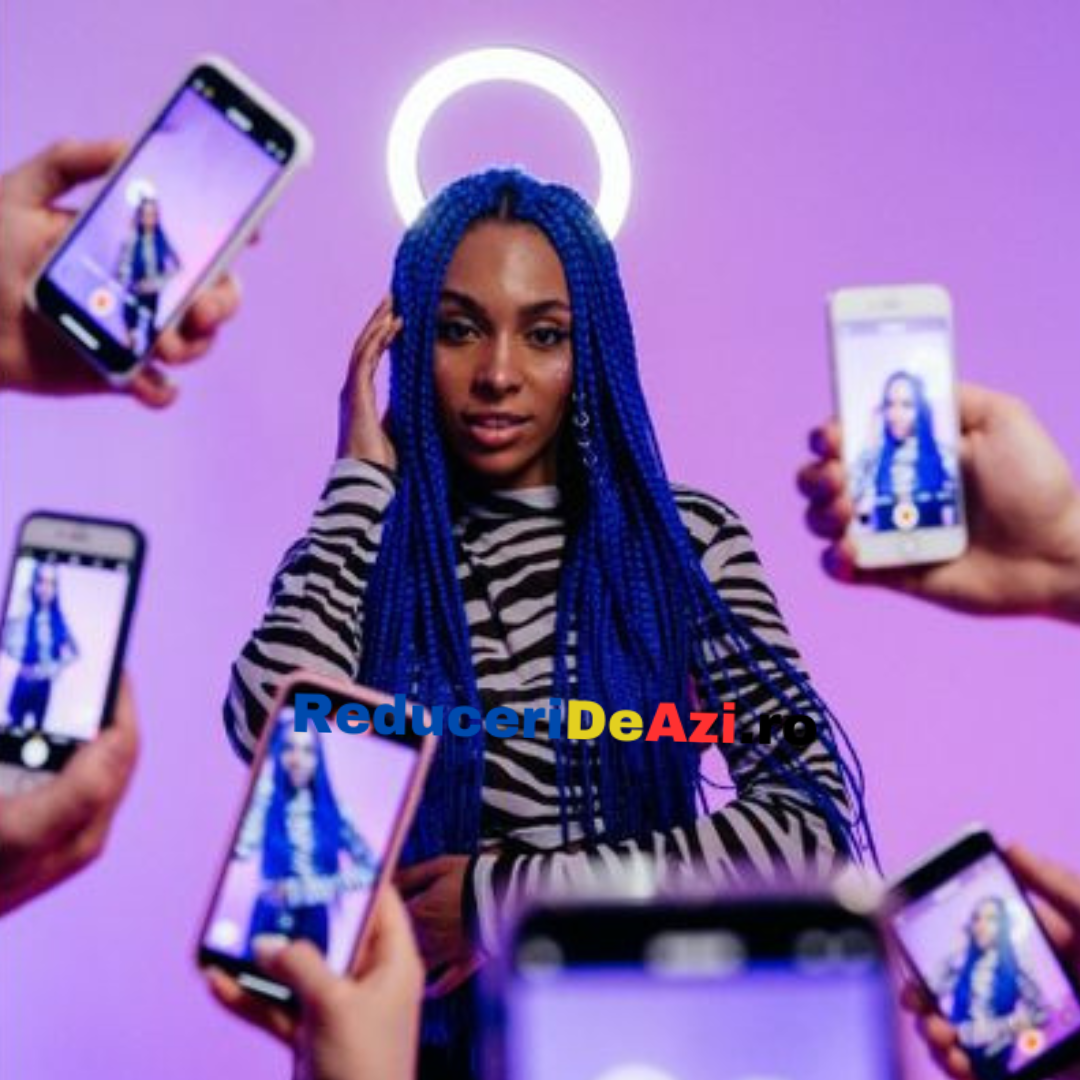 Lichidare de stoc. Lampa circulara LED cu trepied si suport de telefon