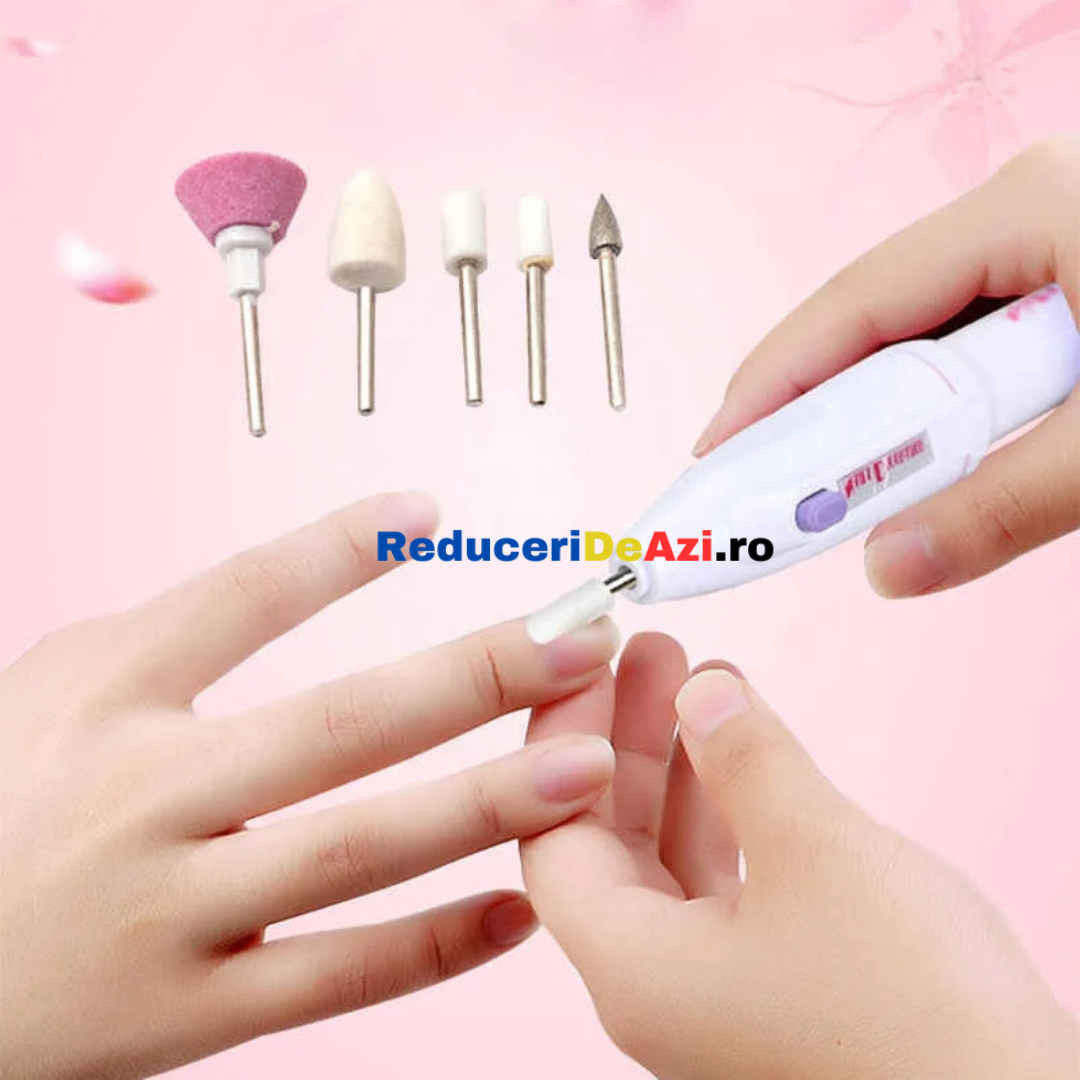 Set manichiura si pedichiura, 18 piese
